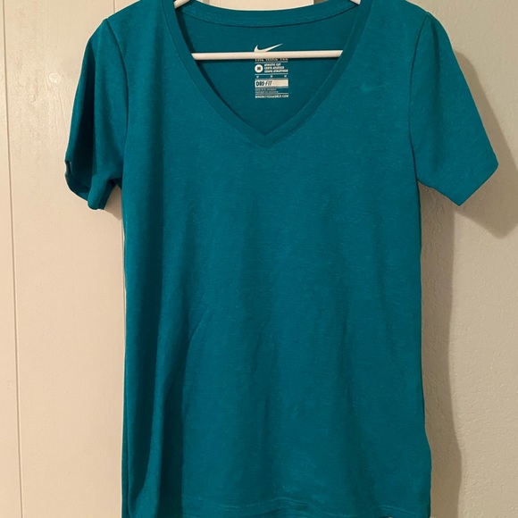 Nike Tops - Nike dry fit teal workout top